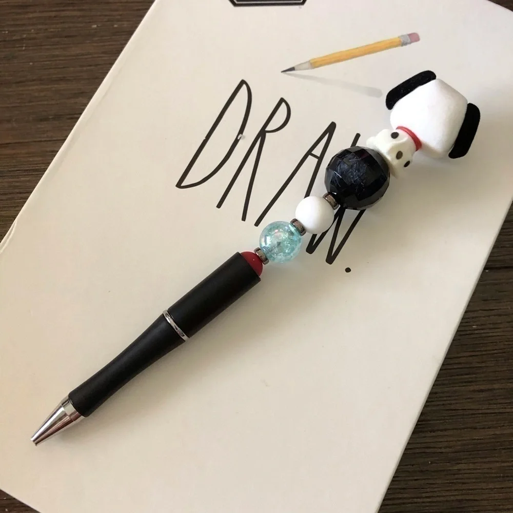 Disney Doorables: 101 Dalmatians: Pongo handmade beaded pen